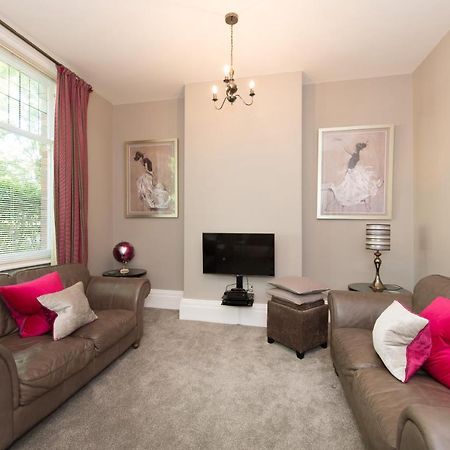 Albany House By Harrogate Serviced Apartments Екстериор снимка