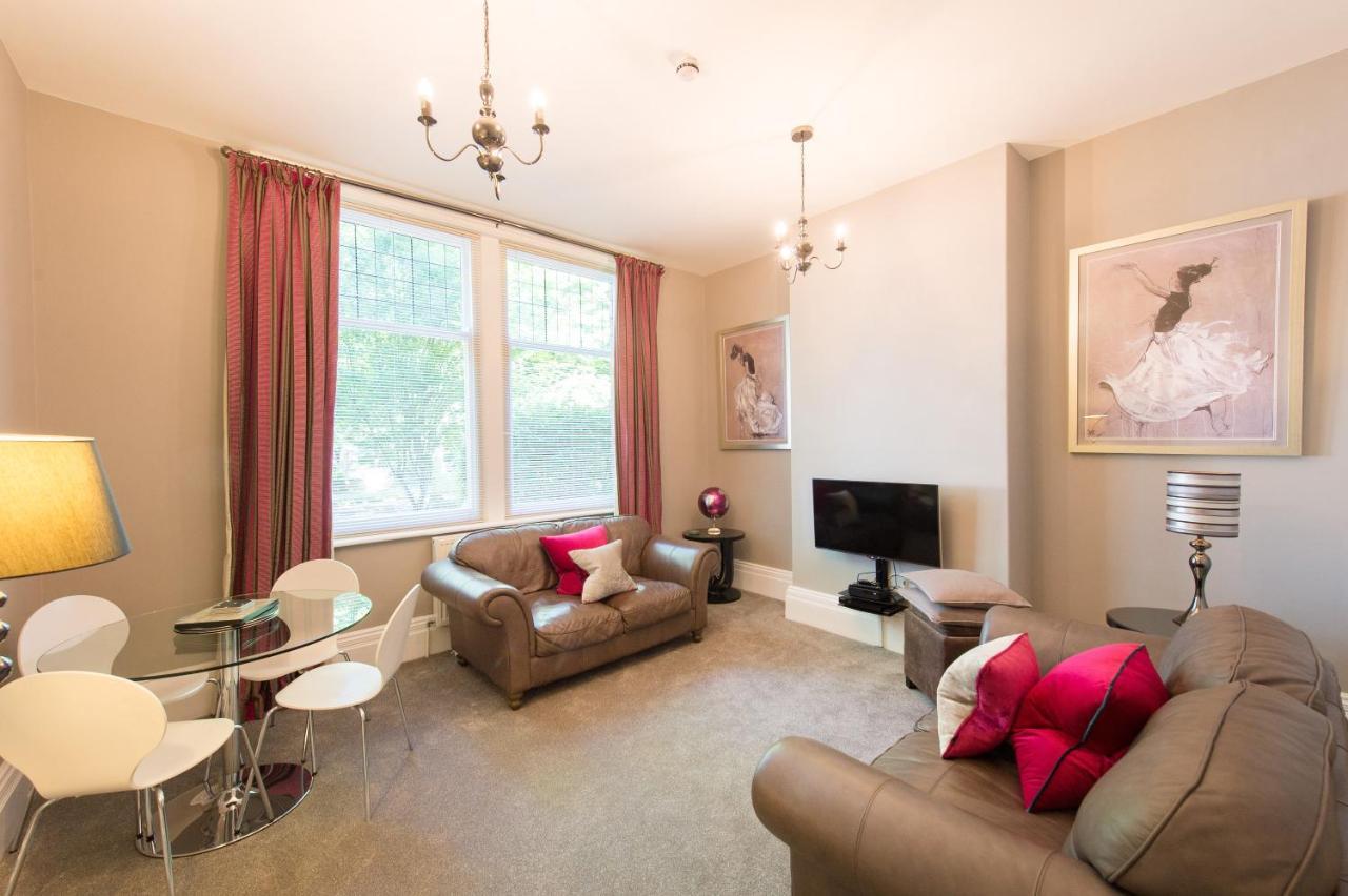 Albany House By Harrogate Serviced Apartments Екстериор снимка