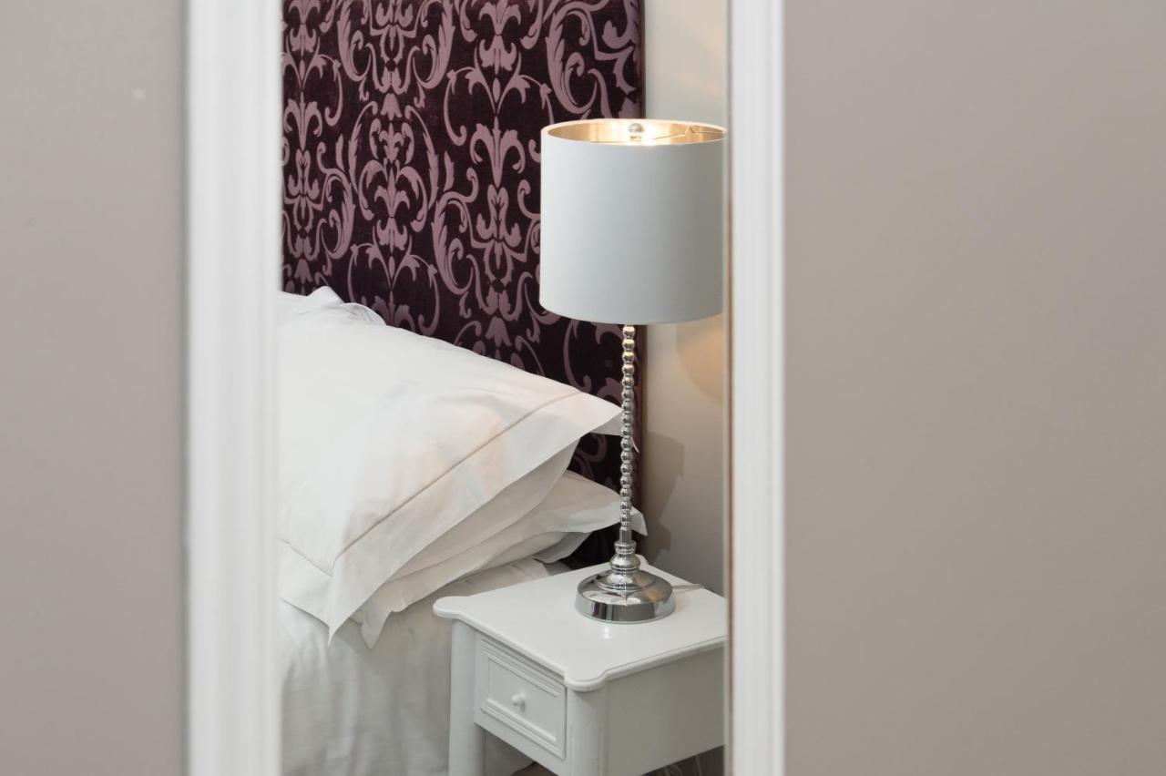 Albany House By Harrogate Serviced Apartments Екстериор снимка