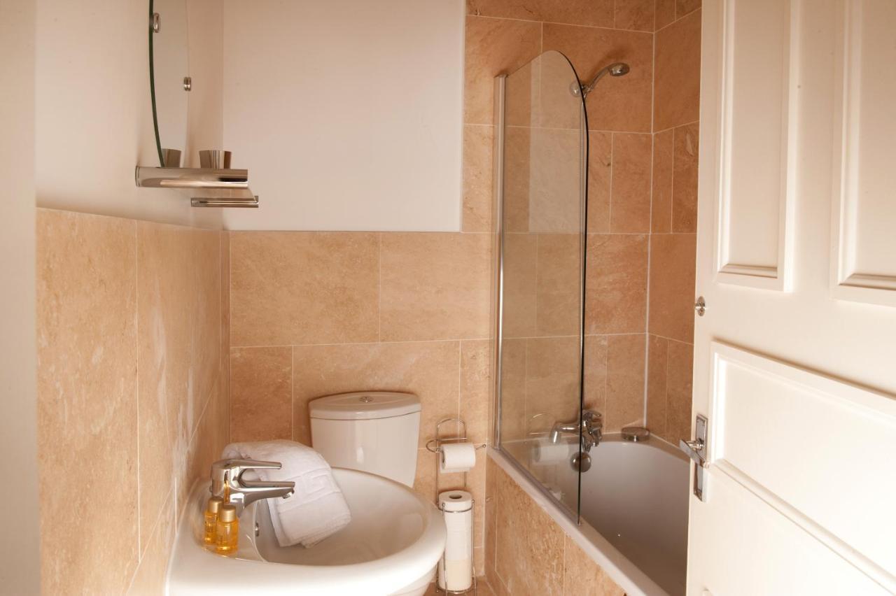 Albany House By Harrogate Serviced Apartments Екстериор снимка